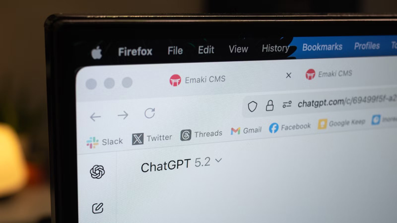 محیط کاربری برنامه برای حل سوال امتحانی با ChatGPT